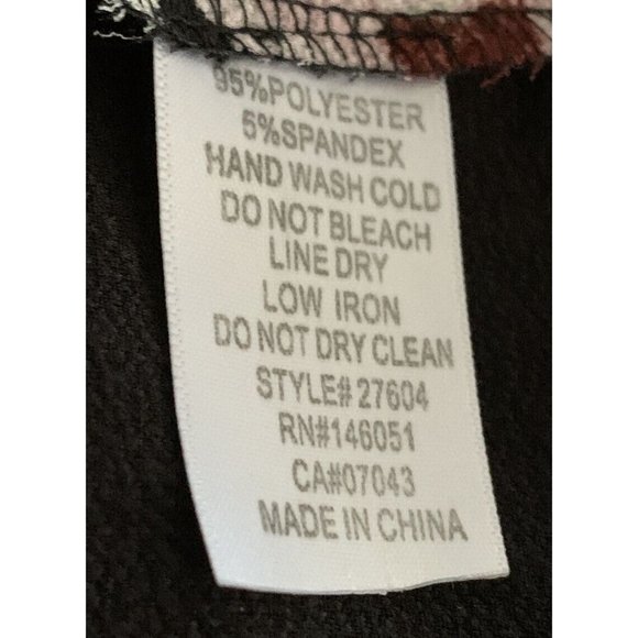 Monteau Los Angeles Sz MEDIUM Black Floral Pullover Blouse Keyhole Back EUC - Picture 10 of 10